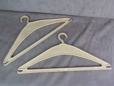 ZWEI ALTE MANTELSTÄNDER der