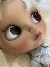 Schöne Ooak Custom Blythe
