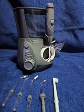Waterpik WP-667 Ultra Professional Waterflosser Munddusche Grau mit 11 Aufsätzen