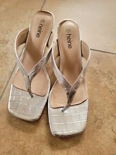 Damenschuh Pantolette Highheels silber Krokoprint Topzustand Heine