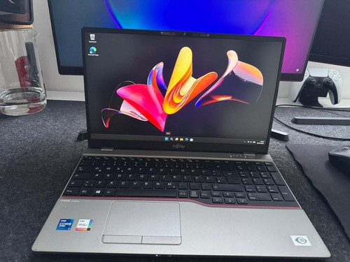 Fujitsu lifebook u7511 - fujitsu,