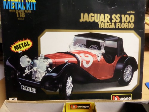 Burago metall kit jaguar - metall, 1:18