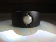 Perle wie echt - -,