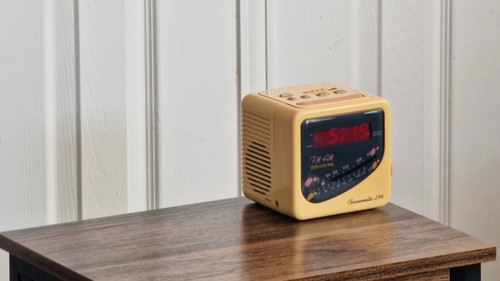 Radioshack radiowecker - radioshack, /
