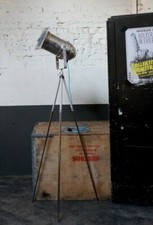 Tripod Studio-Strahler PAR64 Retro Vintage *handgefertigt* Upcycling Industrie 