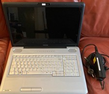 Toshiba Satellite L550 11J Intel Core 2 Duo T6500 4GB RAM KEINE HDD MIT NETZTEL