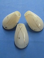 3 alte Lampenschirme