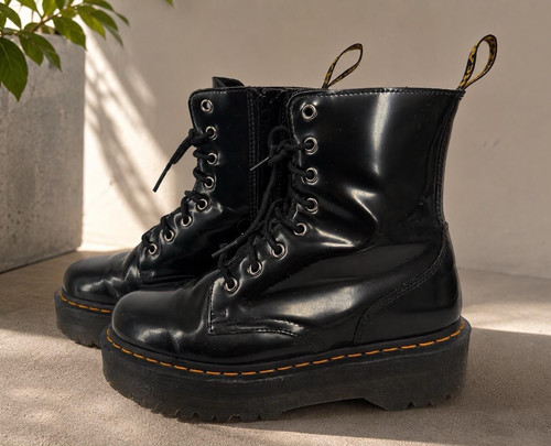 Martens jadon - 🖤,