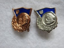 DDR - Abzeichen - FDJ - Für Gutes Wissen in Bronze, Silberfarben