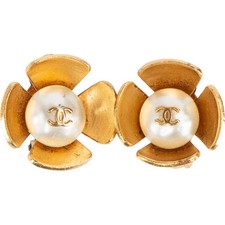 Chanel Golden Camellia Pearl