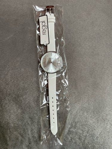 Elegante regal designer - elegante,