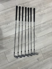 Titleist 695 MB Forged Iron Set 4-PW Dynamic Gold R300 RH Herren Gebraucht