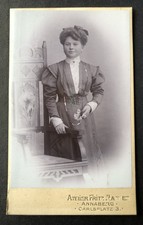 CDV Foto um 1900, Feine Dame