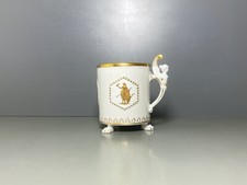 Porzellan Tasse wohl Paris Mythologie Biskuit Medaillons figürlicher Henkel Gold