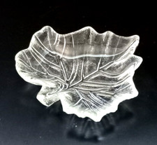 Glas Weinblatt Schale – Skandinavisches Design, 12 x 12 cm, 1970er