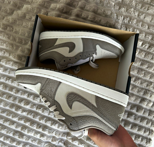 Jordan air low - jordan,