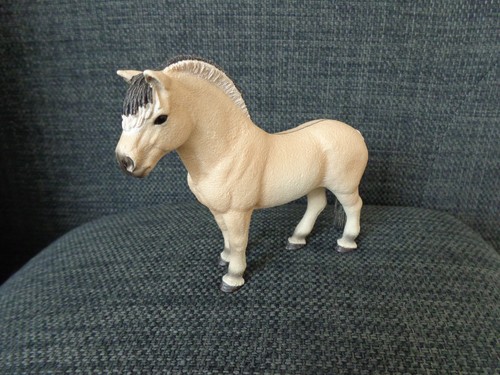 Schleich norweger fjordpferd - schleich,