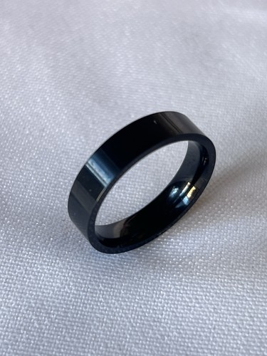 Schwarzer ring schlicht glatt - schwarzer,