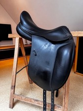 Dressursattel Cobra sehr gut erhalten 6 Monate gebraucht