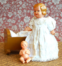 2 antike Minerva Püppchen