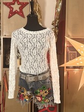 Spitzen Body Damen Spitze Oberteil diverse Farben Party Look Spitzenbody Knöpfe