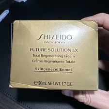Shiseido Future Solution LX