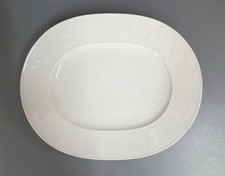 Ovale Platte 30 x 24 cm. KPM Berlin Feldblume 