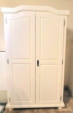 Landhaus Kleiderschrank