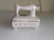 Alte Porzellan Deckeldose Dose