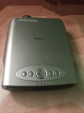 Beamer Toshiba TLP-B2 Ultra Top erhalten noch lange Lampendauer wenig benutzt