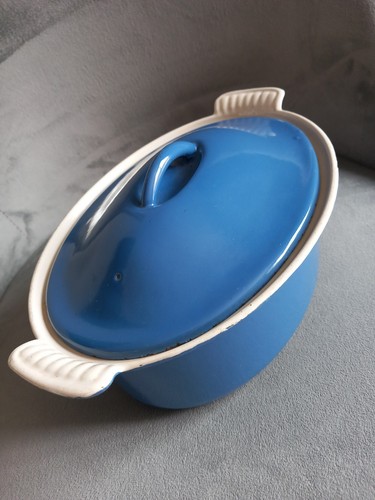 Gebrauchte creuset - gebrauchte,