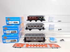 Roco H0 DC 3X Passenger Cars