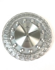 Seltene Space Age Vintage Mid Century Wanduhr von Junghans Astra Quartz 