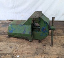 Alter schraubstock - alter,