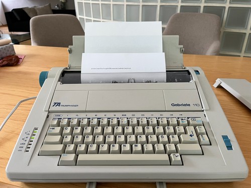Triumph adler elt - adler,