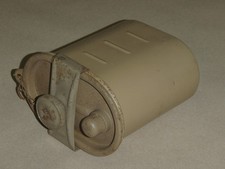 Anlasskraftstoff  Behälter -