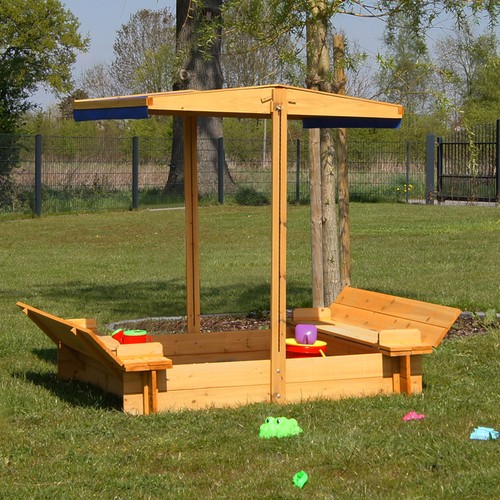 Sandkasten mit absenkbaren