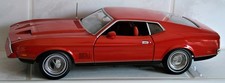 AUTO WORLD AWSS126 FORD MUSTANG MACH 1 1:18 mit OVP