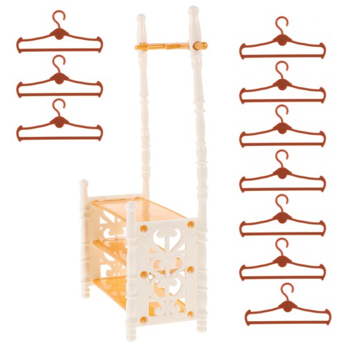 Set puppe kleidung - kleidung, rack