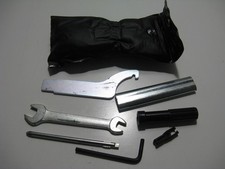 Honda CB 750 Hornet, RH12, 23-24 Bordwerkzeug-Satz Werkzeug Federbein-Schlüssel