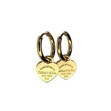 Vergoldete Tiffany & Co. Herzanhänger an markenlosen Ohrringen, in Geschenkbox