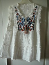 Bluse Hänger Tunika Top Gr 148  weiß mit Stickerei und Lochspitze Boho Hippie