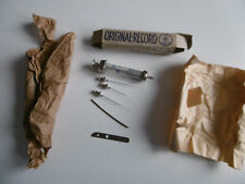 Original-Record Akestra Injektions Spritze 2cc 2ml mit Nadeln Injektionsnadeln