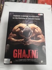 Ghajini - Aamir Khan, Jia khan