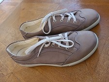 Damenschuhe Sneaker Größe 7