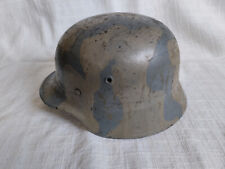 Stahlhelm Helm mit dem