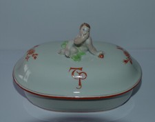 Meissen  Deckeldose mit Putto , Entwurf P.Scheurich 1.Wahl 1860 - 1924 (1