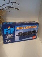 Battarie- Akku-Ladegerät für Ni-Cd Akkus AAA AA C D + 9V Block – OVP