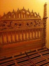  Klassisches Bett aus Pinienholz (Handgefertigt) zu verkaufen