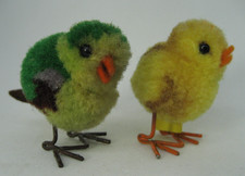 Zwei alte STEIFF Wollminiatur Vögel bzw. Küken mit Drahtbeinen